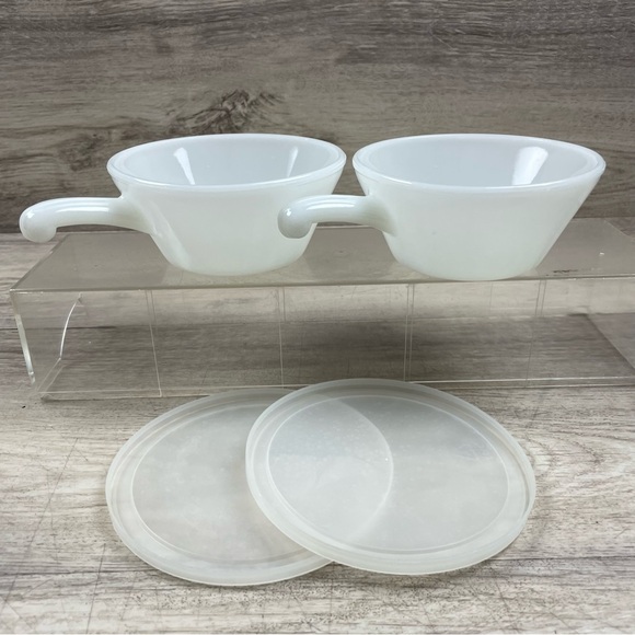 2 Vintage Anchor Hocking 240 White Milk Glass Soup Bowl Oven Proof Made In USA - Picture 3 of 8